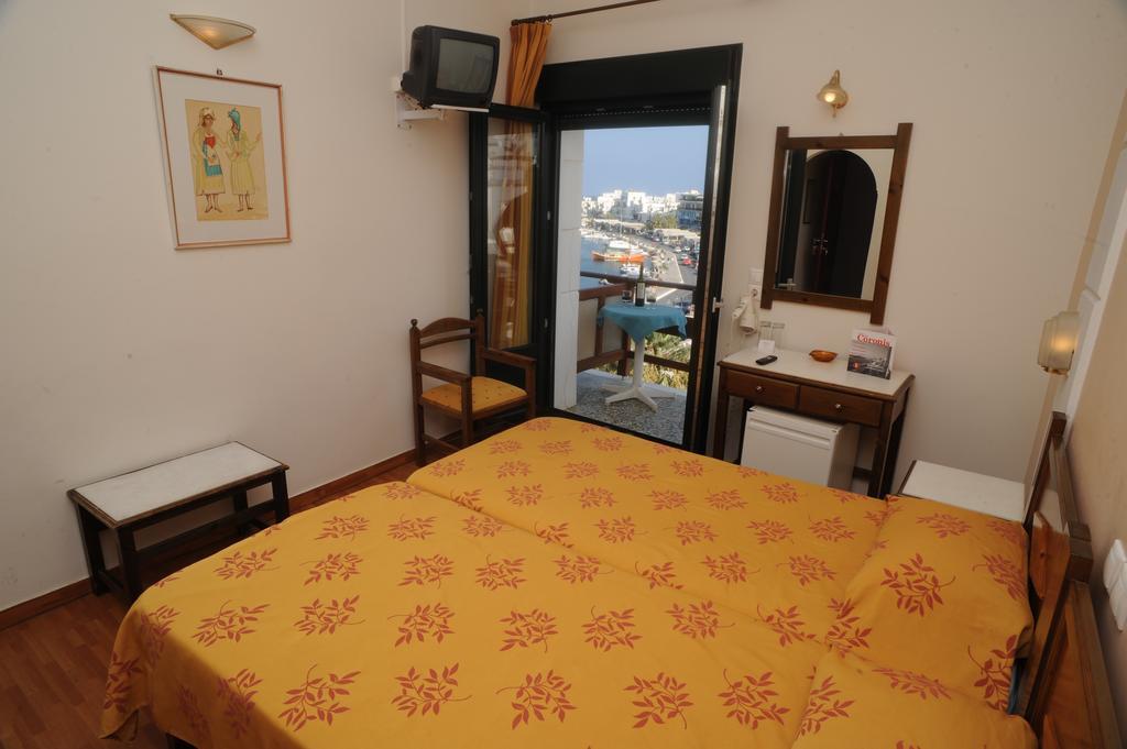 Hotel Coronis Naxos City Exterior photo